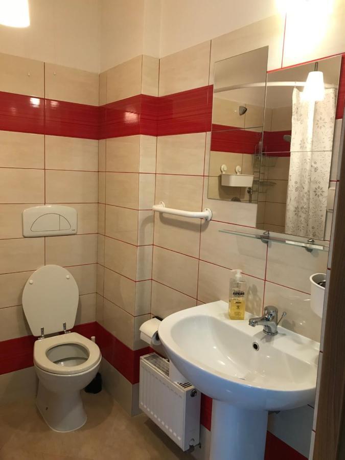 Noclegi Viva Mszczonów Dış mekan fotoğraf